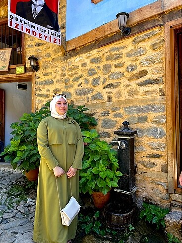 Yeşil elbise