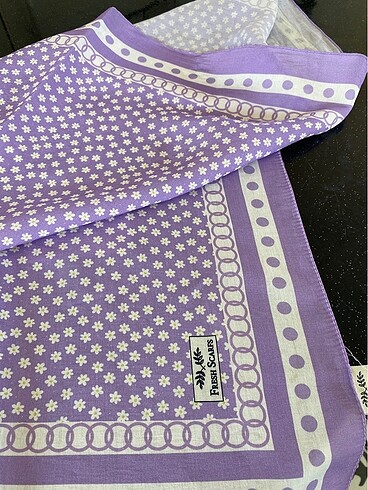 Fresh Scarfs eşarp