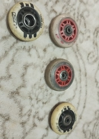 Beyaz Desenli Kaykay Tekerlekleri