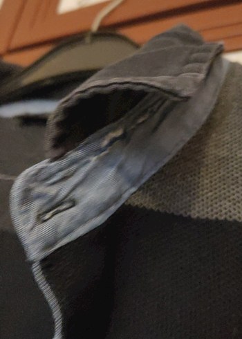 Gri Uzun Kollu Düğmeli Erkek Kazak - Görsel 4