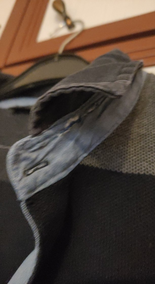 Gri Uzun Kollu Düğmeli Erkek Kazak - Görsel 4