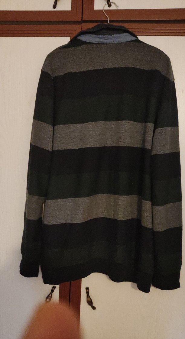 Gri Uzun Kollu Düğmeli Erkek Kazak - Görsel 3