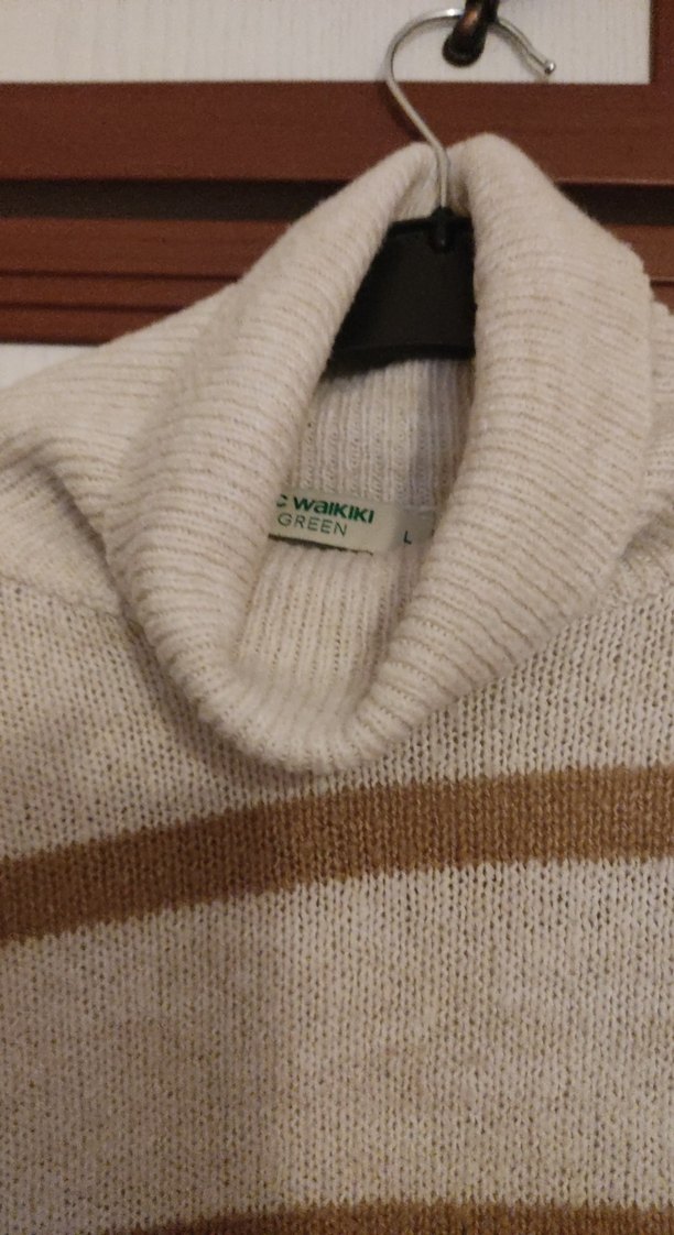 Bej Çizgili Boğazlı Triko Kazak - Görsel 2