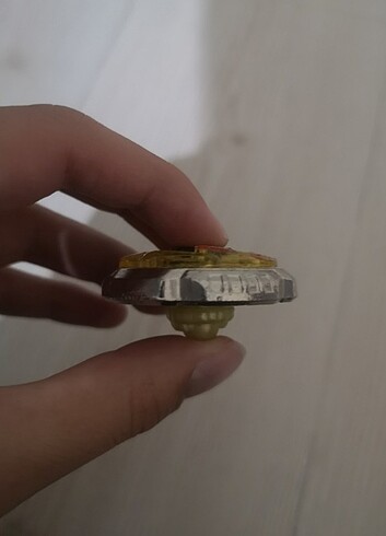 Rock giraffe beyblade