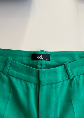 xs Beden yeşil Renk Kadın Yeşil Kumaş Pantolon
