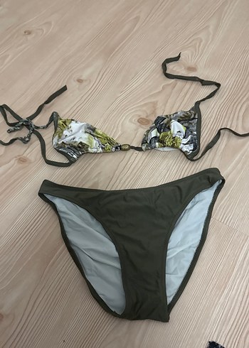 Straplez Desenli Üst ve Düz Khaki Bikini Altı - Görsel 2