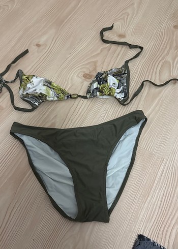 Straplez Desenli Üst ve Düz Khaki Bikini Altı - Görsel 4