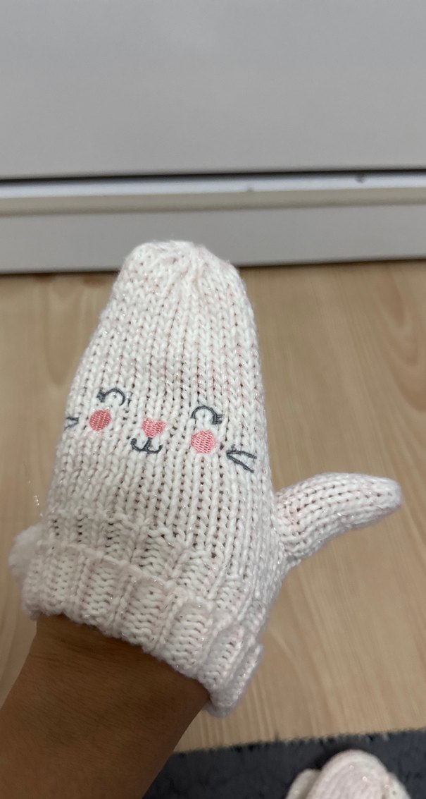 Nakışlı Beyaz Kız Çocuk Eldiveni - Görsel 5