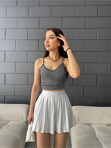 Diğer İp Askılı Çizgi Desenli Crop Bluz