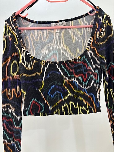 mavi tshirt