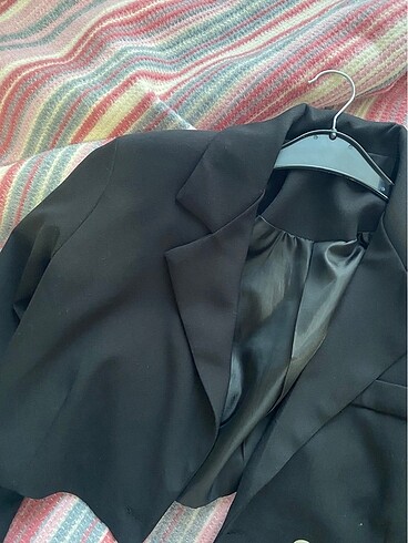 Trendyol & Milla crop blazer