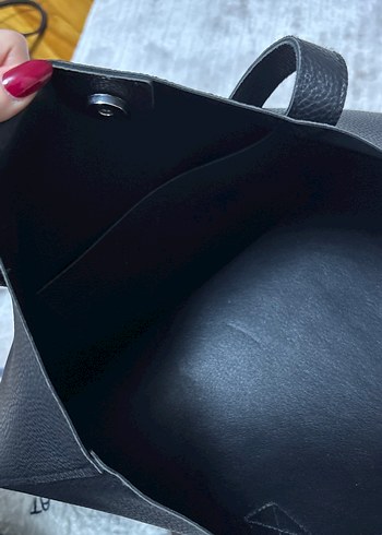 Siyah kol çantası - Görsel 3