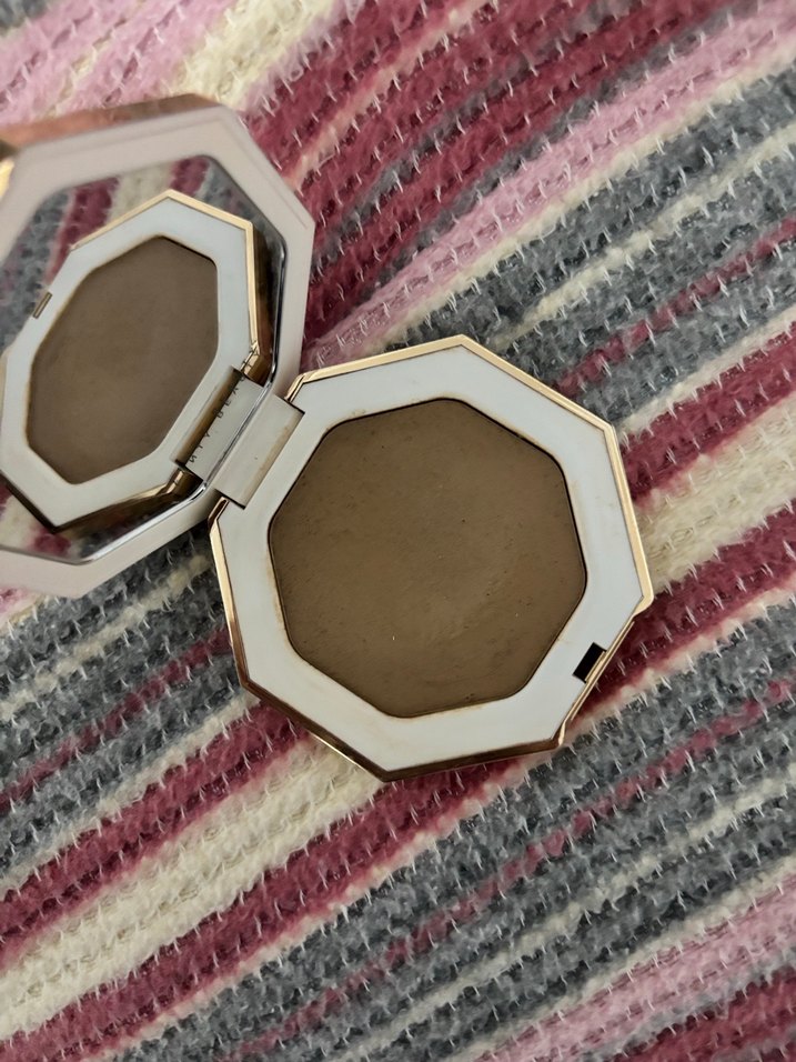 fenty bronzer - Görsel 2