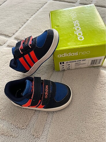 19 numara yeni Adidas bebek ayakkabısı