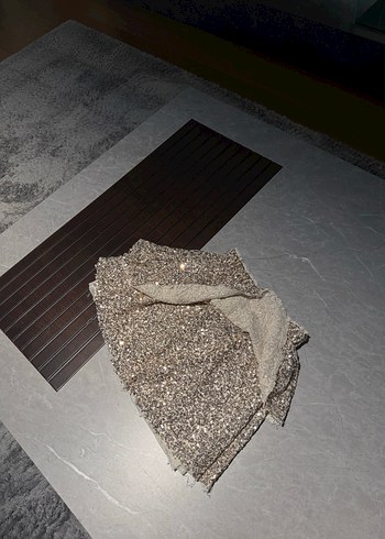 Zara Parlak pullu zara etek