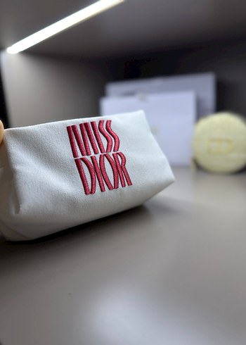 Miss dior makyaj cantasi - Görsel 2