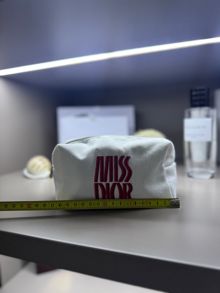 Miss dior makyaj cantasi - Görsel 3