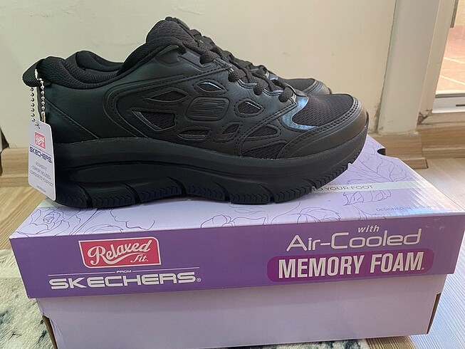 SKECHERS KADIN AYAKKABI 158584/BBK