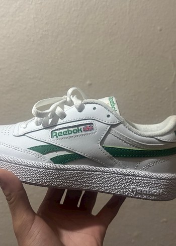 Beyaz yesil reebook ayakkabı - Görsel 5
