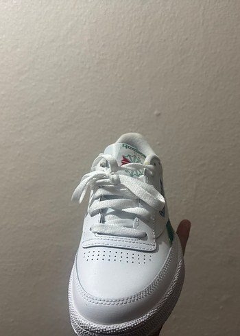 Beyaz yesil reebook ayakkabı - Görsel 4