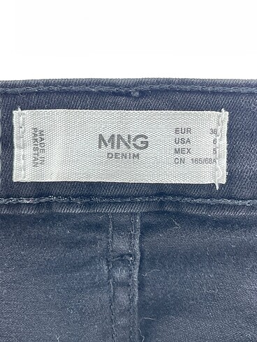 38 Beden siyah Renk Mango Jean / Kot %70 İndirimli.