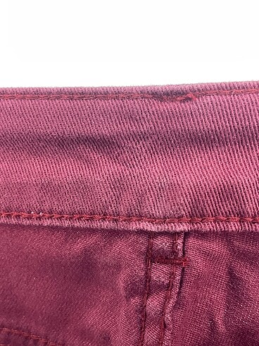 30 Beden bordo Renk Diğer Jean / Kot %70 İndirimli.