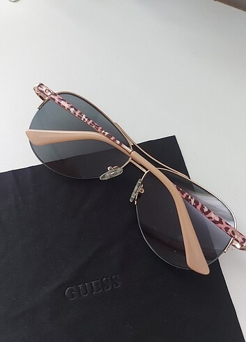 Guess Güneş gözlüğü - Görsel 6