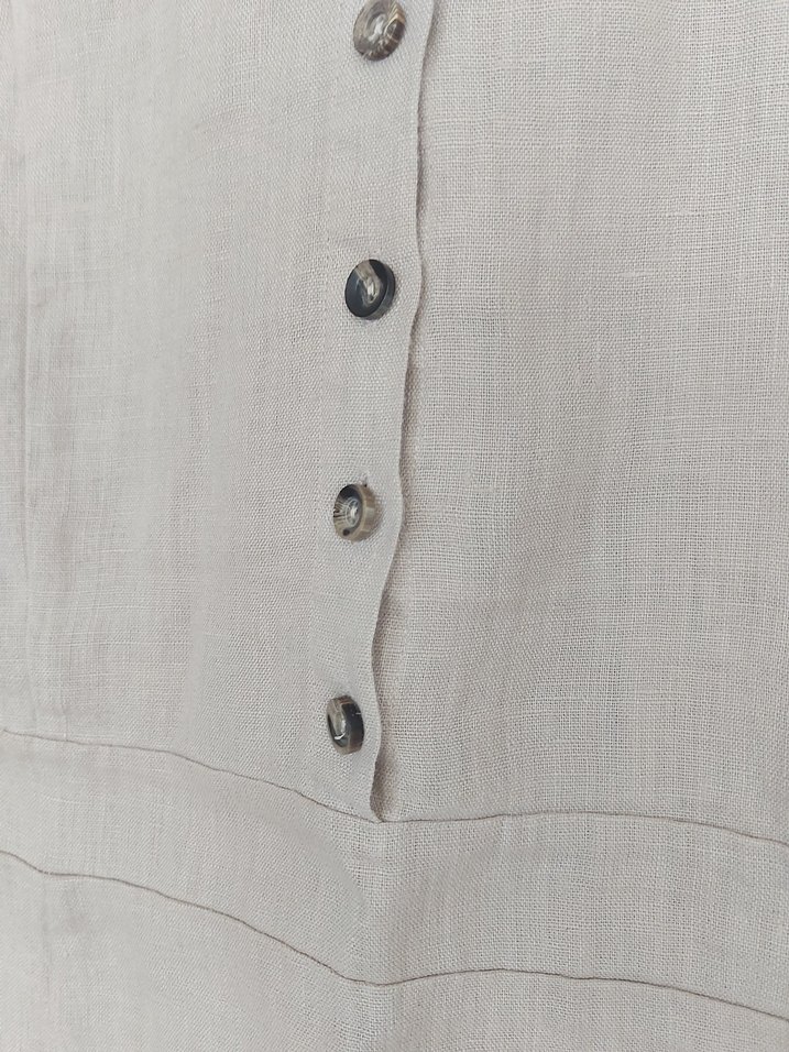 Bej Kolsuz Düğmeli Midi Keten Elbise - Görsel 4