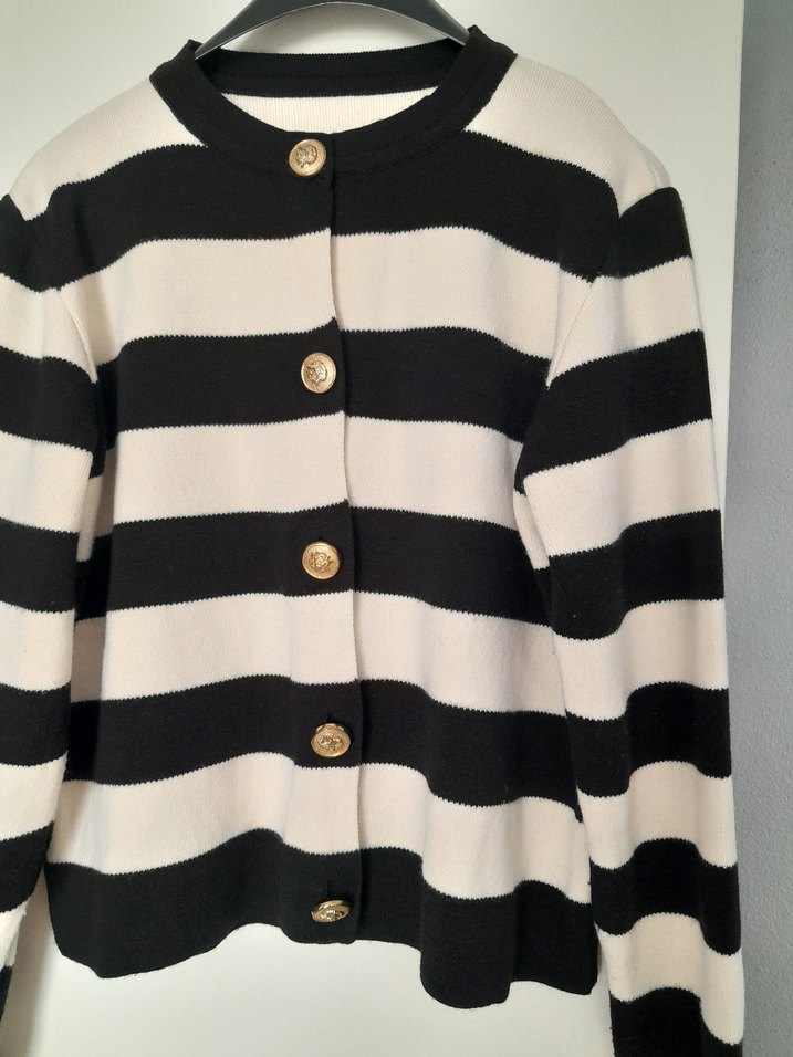 Düğmeli Çizgili Kadın Hırka - Görsel 2