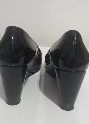 ProvoQ Siyah Dolgu Topuk Terlik - Görsel 3