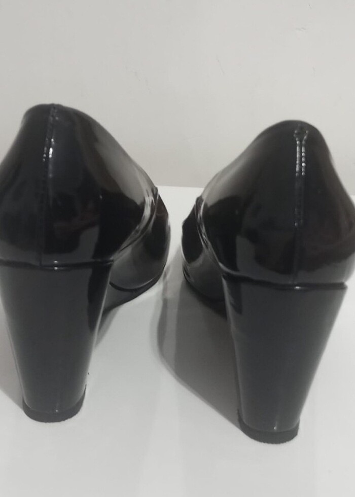 ProvoQ Siyah Dolgu Topuk Terlik - Görsel 3