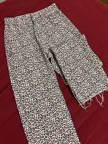 Leopar desenli pantolon