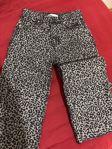 Leopar desenli pantolon