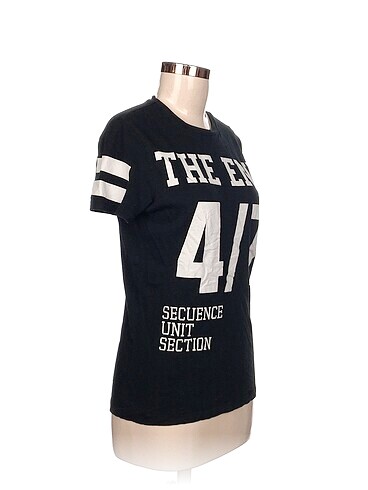 Bershka T-shirt %70 İndirimli. - Görsel 2