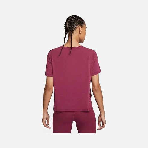 s Beden Nike Yoga tişört