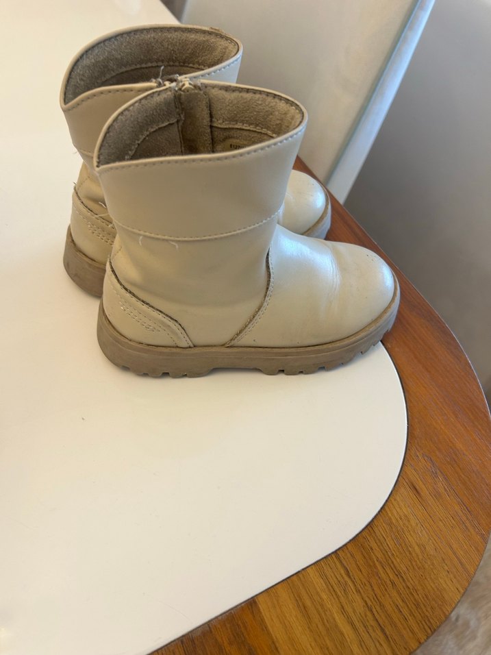 Bej Kız Çocuk Deri Bot - Görsel 2