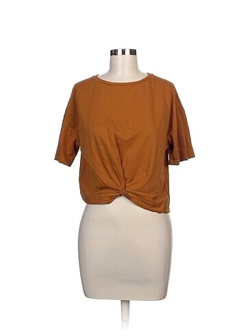 Koton T-shirt %70 İndirimli.