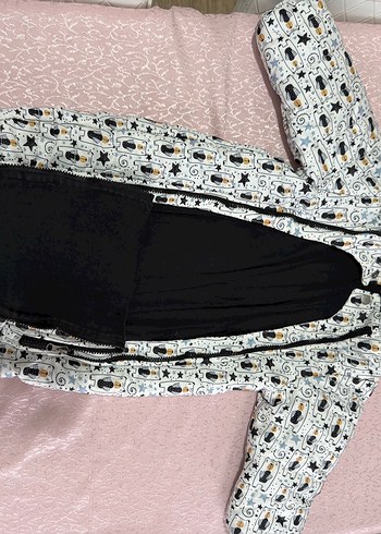 E Bebek Marka Gri Baskılı Bebek Kayak Tulumu - Görsel 4