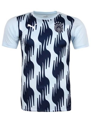 Puma Beyaz Lacivert Alevli Futbol Formasi