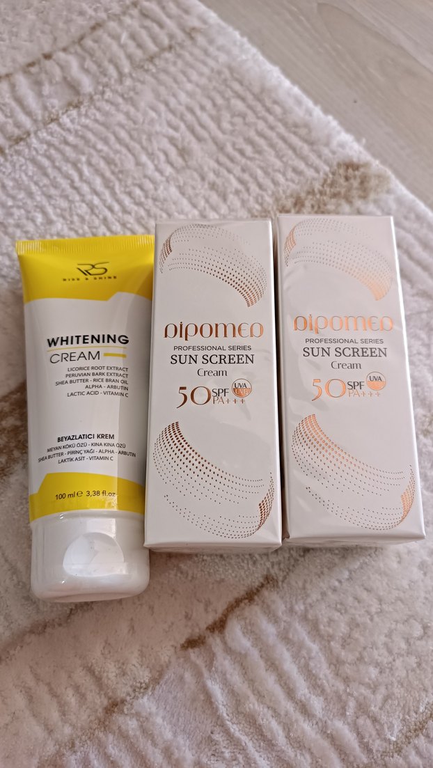 Beyazlatıcı ve SPF 50 Güneş Kremi Seti - Görsel 2