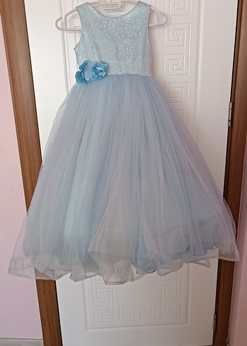 Kız Çocuk Mavi İşlemeli V Yaka Elbise - Görsel 4