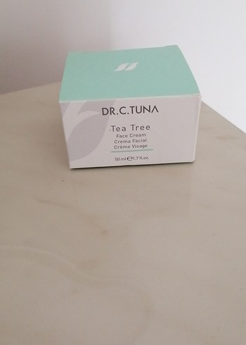 DR.C.TUNA Çay Ağacı Yüz Kremi 50ml