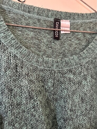 H&M Hm ve vitrin marka iki kazak