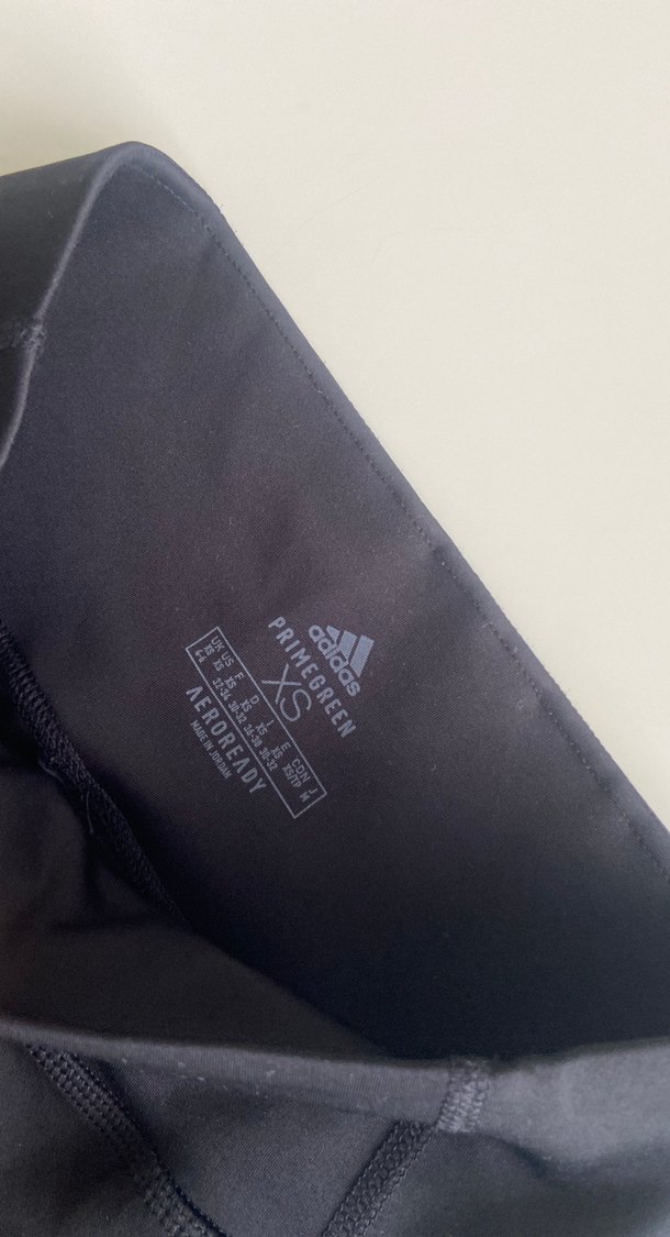 Siyah Adidas Kadın Spor Tayt, renk solması yok - Görsel 2