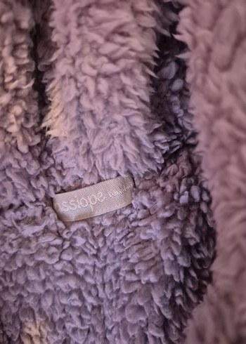 Mor Nakışlı Örgü Bebek Tulumu - Görsel 3