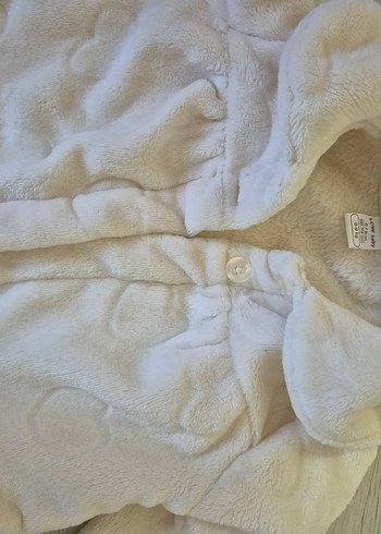 Beyaz Peluş Kapüşonlu Normal Boy Hamile Kabanı - Görsel 2