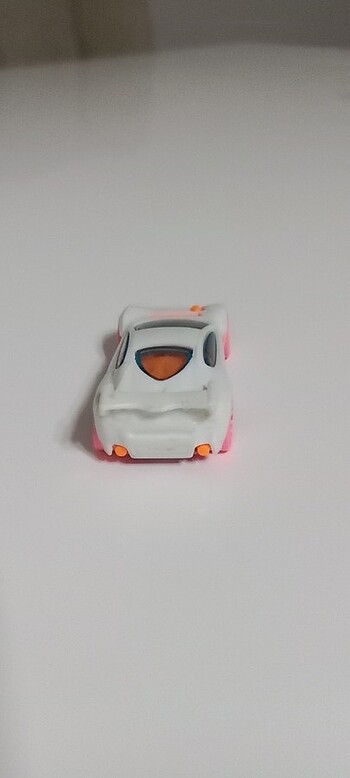  Beden Renk Hot Wheels 
