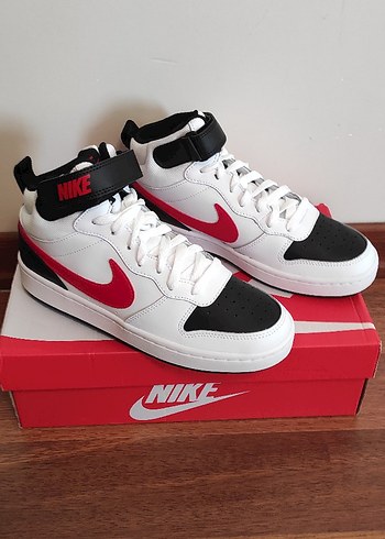 Nike Beyaz Kırmızı sneaker