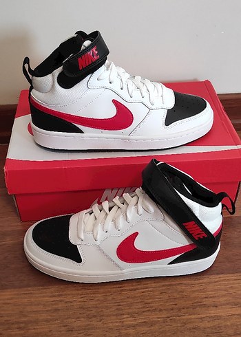 38,5 Beden Nike Beyaz Kırmızı sneaker