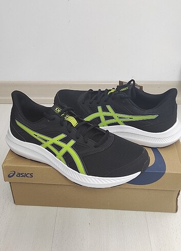 Asics ayakkabı